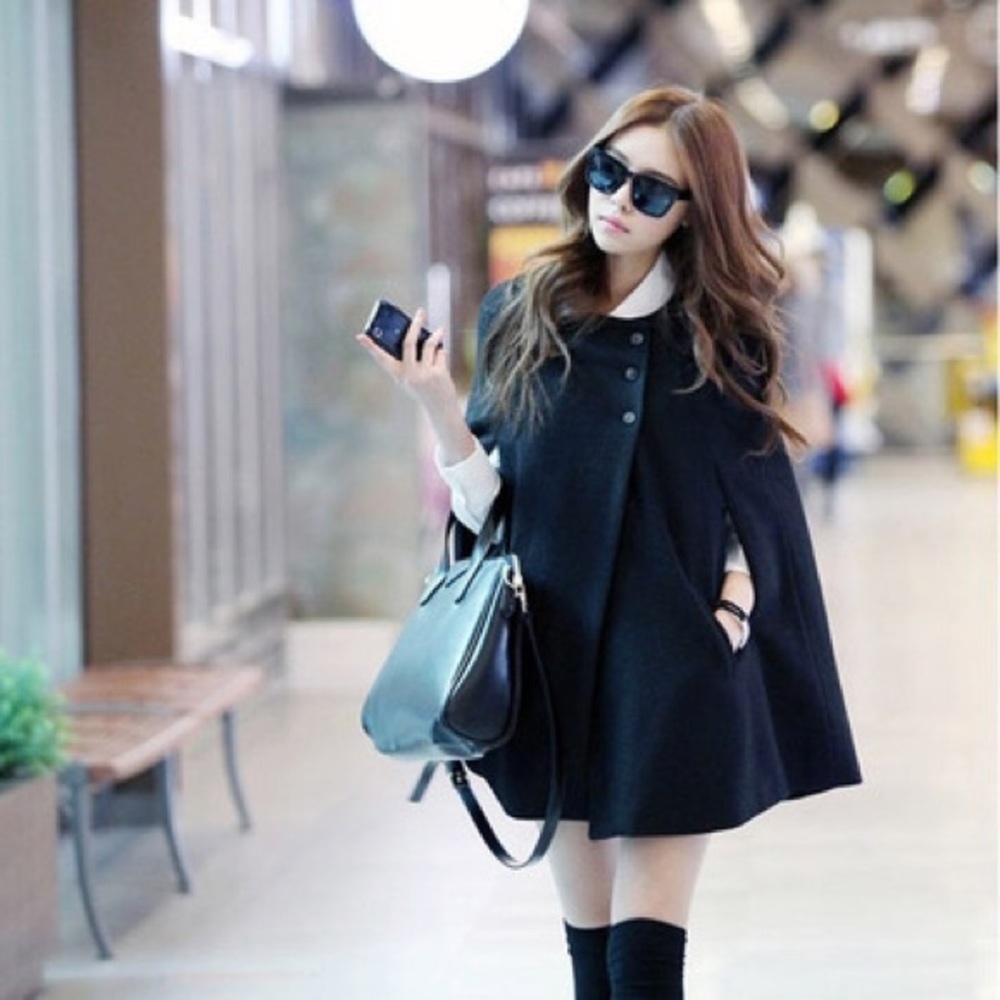 Black jacket outwear cape
